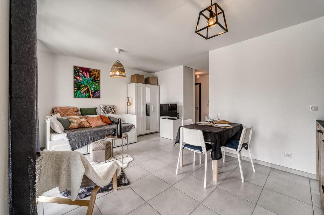Emergence - Beautiful Studio For 2 People Balcony And Garage Annecy Eksteriør billede