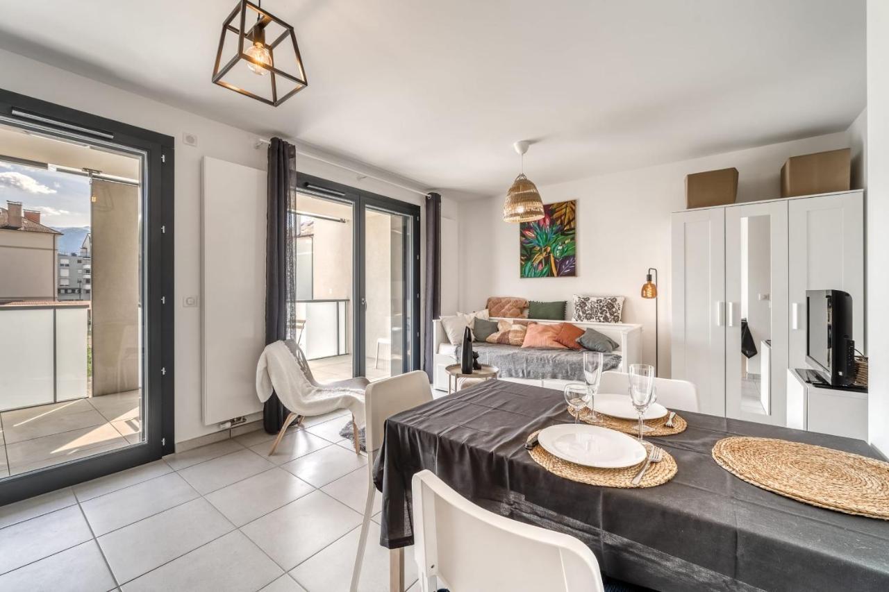 Emergence - Beautiful Studio For 2 People Balcony And Garage Annecy Eksteriør billede