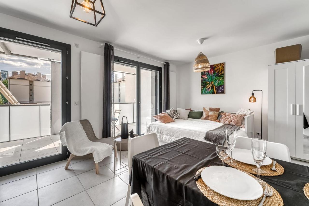 Emergence - Beautiful Studio For 2 People Balcony And Garage Annecy Eksteriør billede